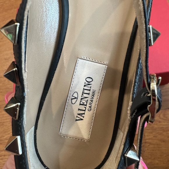 Black Studded Women's Flats - Picture 3 of 9